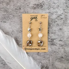 【SALE】スター×スクエアモノトーンピアス［サージカルステンレス］※イヤリング変更可能