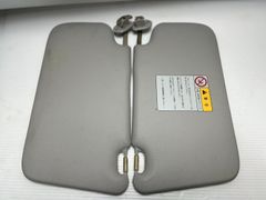 【純正パーツ】　スズキ　ワゴンRスティングレー　MH21S　MH22S　サンバイザー　室内用　左右セット　鏡付き　中古パーツ　汚れ、シール跡あり