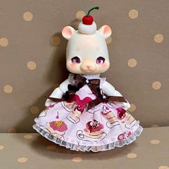 ドール服