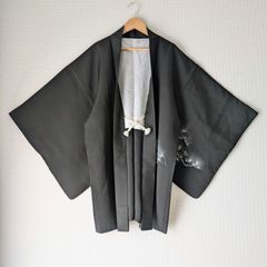 Japanese Vintage Haori Long Chirimen Black White pine Pattern Silk Kimono Gown Old-ⅽloth 長羽織 羽織 正絹 縮緬 黒 白松 刺繍 古布 時代布 大正浪漫 和洋折衷