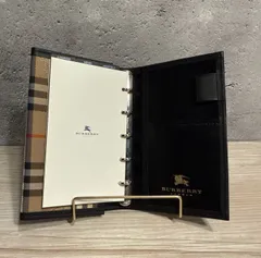 ✨未使用　BURBERRY バーバリー コンパクト手帳✨　ビジネス 430のサムネイル