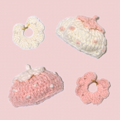 【4点セット】ぬい服｜15cm 16cm｜いちごみるくのベレー帽子｜編み物　ぬいぐるみ服　ニット　ピンク　ホワイト　ふわふわ　苺　フルーツ　スイーツ　ケーキ　作家