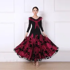 新品未使用 社交ダンス練習着2点セット★スカート&トップス  セットアップが魅力的な一着 