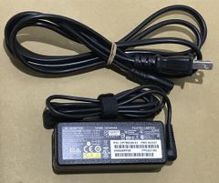 【中古美品】 富士通 純正ACアダプター 12V~3A　FMV-AC337　QH55/J, QH55/S, WQ1/S, QH55/M, WQ1/M Q555/K64, Q555/K32, Q584/K Q584/H ARROWS Tab Q506/NB等対応