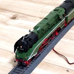 動画有）メルクリン 機関車 客車 貨物車 コントローラ レール 動作品