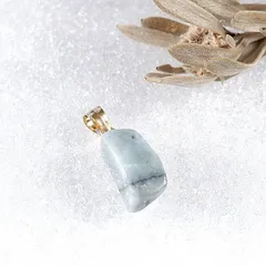 卸し値段‼️ 氷肌*糸魚川翡翠勾玉古代から続くお守り本物を鑑別
