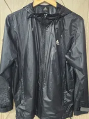 adidas(アディダス) 黒 ウィンドブレーカー ジップアップパーカー フード付き