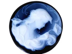 KM-111 【ハンス・ペーター・ミュラー作】天然青瑪瑙カメオルース