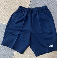 アシックスセミハーフパンツ紺色
