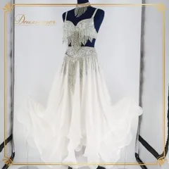 ベリーダンス オリエンタル 衣装 上下セット ホワイト系 白 シルバー系 スパンコールラメ ビーズ 装飾 フリル レース 舞台 発表会 イベント 派手な 衣装 セットアップ 女性用 ダンスコスチューム パフォーマンス 可愛い エレガント