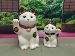 九谷焼 招き猫 三毛猫2点セット 6号＆5.5号 箱付き 美品 - メルカリ