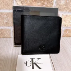 《超美品》Calvin Klein(カルバンクライン) 折財布