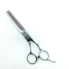 【中古美品】内海シザー　美容師　理容師　セニング　すきばさみ 2025年最新】セニングシザー 内海の人気アイテム - メルカリ