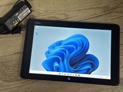【動作OK☆】富士通 ARROWS Tab Q506 タブレットPC[Atom x5-Z8500 1.44GHz/RAM:4GB/SSD:64GB/10.1インチ]Windows 11 動作品