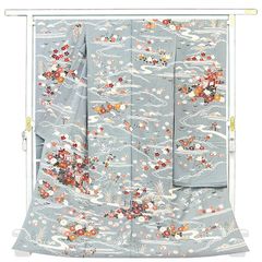 ※店舗改装後【古典新作フェア】仕立無料☆京友禅工芸手描染、白上げ技法仕様☆吉祥王朝四季花車文豪華振袖☆別誂地紋生地（10012208）