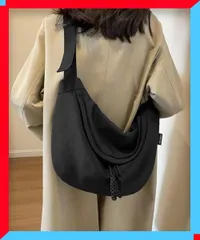 新品 ホーボーバッグ 三日月型 ショルダーバッグ バッグ おしゃれ 大容量鞄 カジュアル ナイロンバッグ 無地 【送料無料】