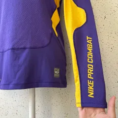 NIKE(ナイキ) コンバット ドライフィット スリーブ