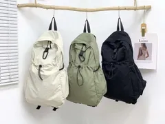 リュック　バックパック　シンプル　韓国　通勤　通学　大容量　軽量　収納　A4 男女兼用