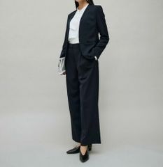 Item thumbnail for item 105f1716-b8b1-46eb-a87a-1954866d672b