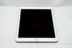 iPad シルバー 第7世代 MW752J/A〇WiFiモデル