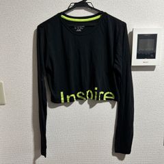 Forever21 ✴︎ スポーツウエア　ショート丈　長袖　トップス　ロンT