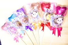 小さい子にも　プチバルーン付お菓子ブーケ♡6個　プチギフト　発表会　結婚式　卒業　卒園　ハロウィン　クリスマス　キャンディーブーケ　お菓子ブーケ　プレゼント　花束の代わりに　お配り用　色、形選べます　喜ばれる　映え　バルーンブーケ　お菓子ブーケ　可愛い　大人気