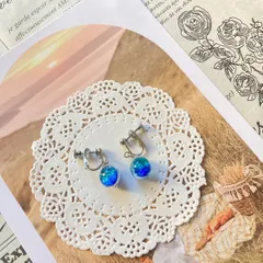 人気♡ホタル石✨　まる♡カビラブルー　ニッケルフリー　ピアスorイヤリング　No.138