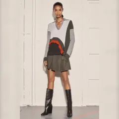 スーパーレア ZARA(ザラ) srpls 限られた エディション スカート ミリタリールック カーキ