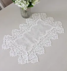 テーブルセンター はっ水 ドイリー 30×45ｃｍ ジャガードダマスク レース オフホワイト はっ水 テーブルランナー ジャガード織 布製 テーブルドイリー ダマスク柄 撥水
