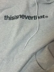 thisisneverthat(ディスイズネバーザット ネバザ) thisisneverthat(ディスイズネバーザット) メランジェ グレー フード付きTシャツのサムネイル