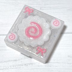 ⠀なるとまき オーダー 】コレクトブック キーホルダー なるとまき