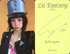 【中古】コレクションカード(女性) TWICE/チェヨン(CHAEYOUNG)/裏面黄緑・印刷サイン・メッセージ入り/CD「LIL FANTASY vol.1」(Glimmer ver. / Murmur ver.)封入フォトカード