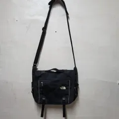 THE NORTH FACE(ザ・ノース・フェイス) メッセンジャーバッグ