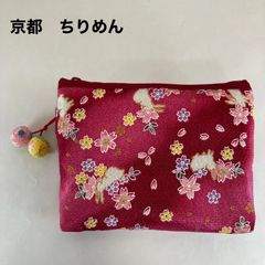 新品未使用　ちりめん　和柄化粧ポーチ　日本製　ウサギ（赤）