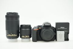 L111352)Nikon D5600 AF-P DX NIKKOR 18-55mm 1:3.5-5.6G VR 70-300mm 1:4.5-6.3G ED VR デジタル一眼レフカメラ レンズ