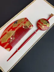 未使用品 木製 朱塗り 金蒔絵 螺鈿 扇や梅文様　大ぶり 櫛と平打ち簪 和装小物　髪飾り
