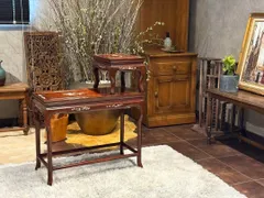 螺鈿漆器 玉石彫 テーブル　古民居出品 インテリア 螺鈿漆器 玉石彫 テーブル 古民居出品 インテリア 2025年最新