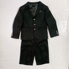 美品 ELLE en noir エル アン ノアール 男の子 子供用 スーツ 120㎝  ブラック ストライプ チーフ かっこいい 卒園式