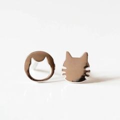 【ピアス】送料無料 S925 シルバー 925  猫ピアス ねこアクセサリー  金属アレルギー対応  非アレルギー  オシャレ 猫柄 可愛い 女子  キャット ネコ かっこいい  猫雑貨 八千代 猫グッズ 千葉 cats earrings