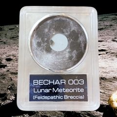 再出品!!】Lunar Meteorite (月隕石の欠片) - メルカリ