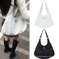 as\"on ホワイトレザー ショルダーバッグ　　アズオン　ason 韓国 as