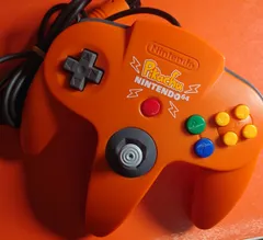 ニンテンドウ６４用　コントローラー　ピカチュウ他　16個　ジャンク品 Nintendo (ニンテンドー) NINTENDO64用コントローラー ピカチュウ