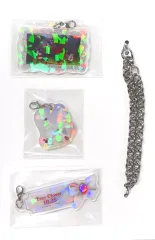 【中古】キーホルダー トレイ・クローバー チェーン付きホログラムアクリルチャーム 「ディズニー ツイステッドワンダーランド」 トレイの誕生日記念グッズ