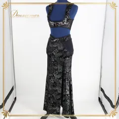 【ベリーダンス用 オリエンタル衣装】ブラック グレー ラメ 柄 模様 黒 ベロア生地 スリット セクシー 煌びやか 大人っぽい セットアップ 上下セット 灰色 トップス スカート アクセサリー レディース 女性用 ダンス ダンスウェア キラキラ 綺麗 きれいめ