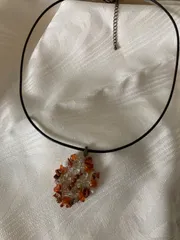 木の葉のペンダント