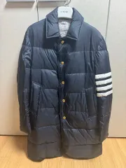 2025年最新】THOM BROWNE メンズ ダウンジャケットの人気アイテム