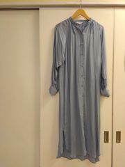M14       プラステ　ワンピース　M　　キュプラ100％    前開き　　両裾スリット有り