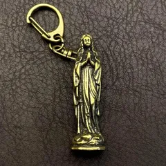 真鍮 キーホルダー キーリング ヴィンテージ ビンテージ アンティーク レトロ 真鍮製 縁起物 金運 ハンドメイド ペンダントトップ 置物 チャーム マリア様 135