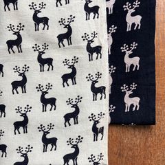 インド ブロックプリント生地 [50cm単位切売] Ajrak ベジタブルダイ 鹿  SA トナカイ しか 牡鹿