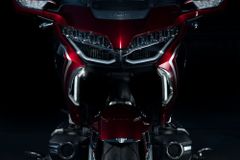 CIRO TWINART ライト付きベントトリム - ホンダ ゴールドウイング - シロ ゴールドストライク 丨 78315
